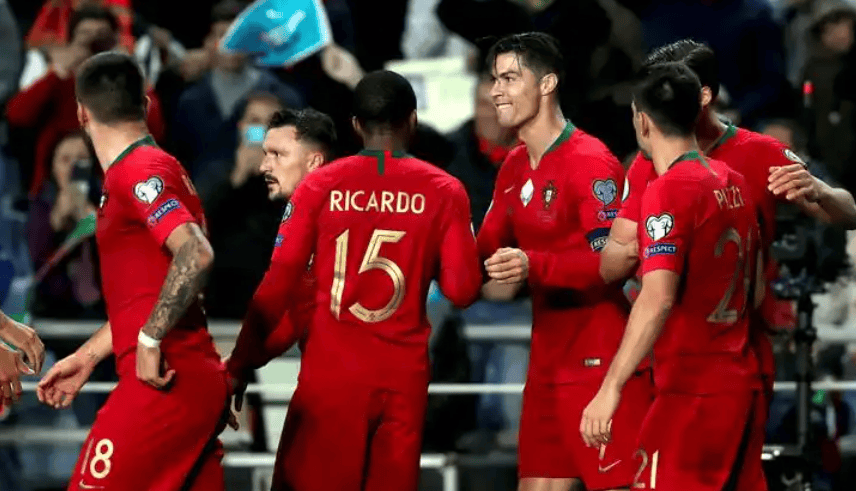 MK体育互动-荷甲今晚走向成谜，菲尼克斯太阳防线松动，管理层满意，轮换策略成焦点的简单介绍