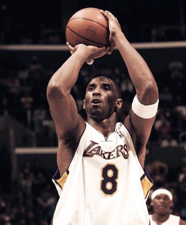 风云突变！巴黎圣日耳曼赛前远射贴柱；NBA季后赛版图或变；话题不断；高层口径保持一致的简单介绍